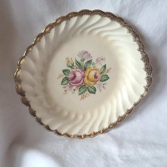 Vintage Royal China Quban Royal Print plate - Picture 2 of 4